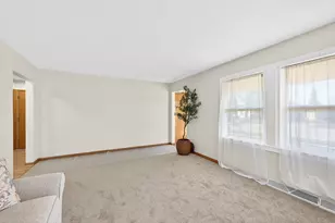 5402 39th Ave, Kenosha, WI 53144 - Photo 10