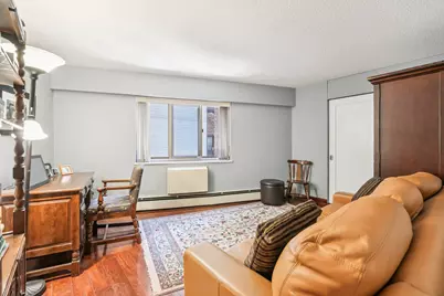 1919 N Summit Ave #1C, Milwaukee, WI 53202 - Photo 14