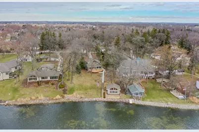 S106W20597 N Shore Dr, Muskego, WI 53150 - Photo 2