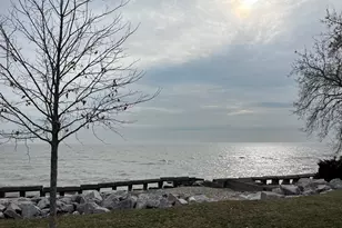 9851 Lakeshore Dr, Pleasant Prairie, WI 53158 - Photo 4