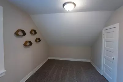 454 W Kilbourn Ave, West Bend, WI 53095 - Photo 16