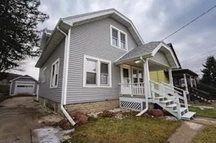 454 W Kilbourn Ave, West Bend, WI 53095 - Photo 24