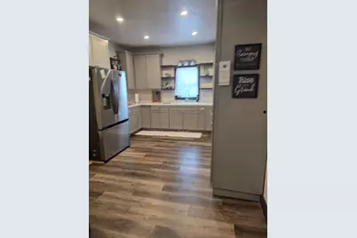 W7731  Railroad St, Shiocton, WI 54170 - Photo 6