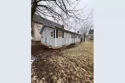 2048 N 35th St, Milwaukee, WI 53208 - Photo 14