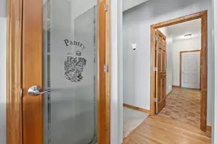 W177N5440 Legend Ct, Menomonee Falls, WI 53051 - Photo 24