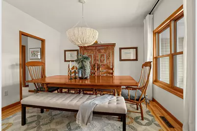 867  Olympic Dr, Onalaska, WI 54650 - Photo 6