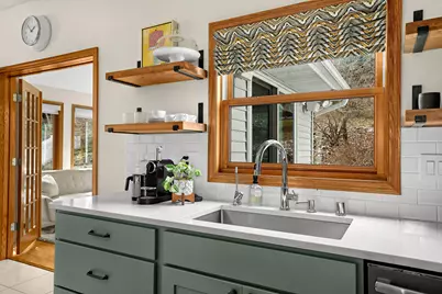 867  Olympic Dr, Onalaska, WI 54650 - Photo 10