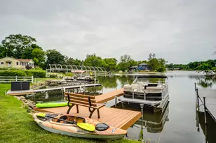 21908 121st St, Salem Lakes, WI 53104 - Photo 2