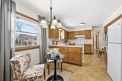 2868 N 118th St, Wauwatosa, WI 53222 - Photo 18