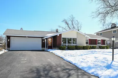 2868 N 118th St, Wauwatosa, WI 53222 - Photo 4