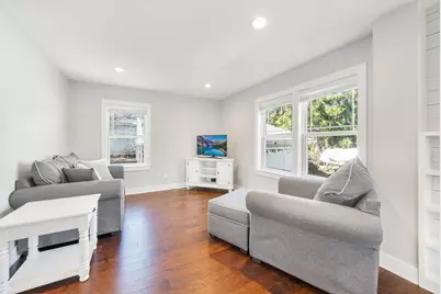 812  Van Slyke Dr, Fontana, WI 53125 - Photo 16