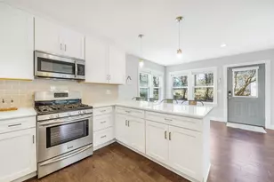 812 Van Slyke Dr, Fontana, WI 53125 - Photo 18