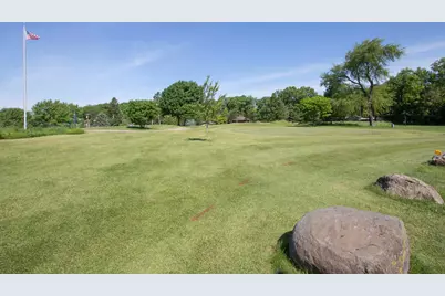 812  Van Slyke Dr, Fontana, WI 53125 - Photo 64