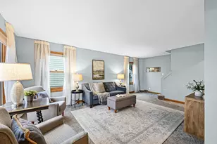 2471 N 80th St, Wauwatosa, WI 53213 - Photo 2