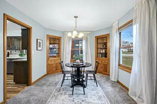 2471 N 80th St, Wauwatosa, WI 53213 - Photo 6