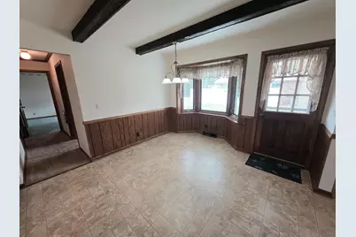 W165N10602  Wagon Trl, Germantown, WI 53022 - Photo 14