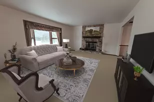 W165N10602 Wagon Trail, Germantown, WI 53022 - Photo 2