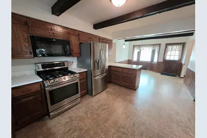 W165N10602  Wagon Trl, Germantown, WI 53022 - Photo 16