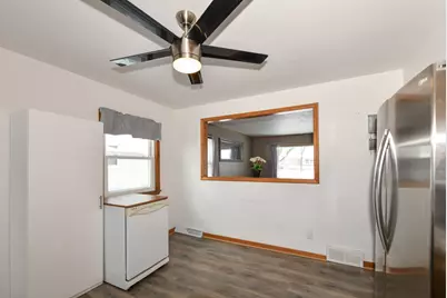 2566 S 64th St, Milwaukee, WI 53219 - Photo 12