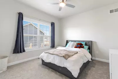 560 N Boulder Ridge Dr, Lake Geneva, WI 53147 - Photo 24