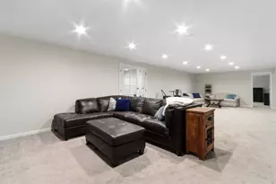 560 N Boulder Ridge Dr, Lake Geneva, WI 53147 - Photo 36