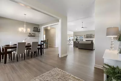 560 N Boulder Ridge Dr, Lake Geneva, WI 53147 - Photo 6