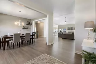 560 N Boulder Ridge Dr, Lake Geneva, WI 53147 - Photo 6