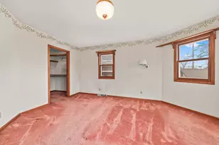 8027 W Woodland Ave, Wauwatosa, WI 53213 - Photo 22