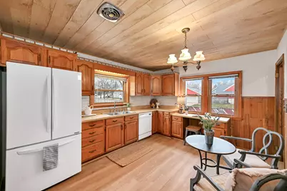 3701 S 88th St, Milwaukee, WI 53228 - Photo 8