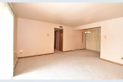 3621  St Andrews Ct #107, Racine, WI 53405 - Photo 8