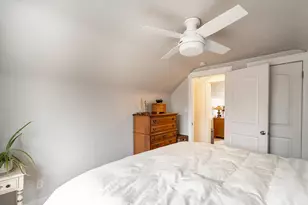 607 S Oak Park Ct, Milwaukee, WI 53214 - Photo 18