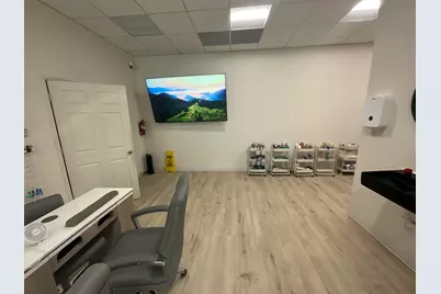 6525  Green Bay Rd, Kenosha, WI 53142 - Photo 6