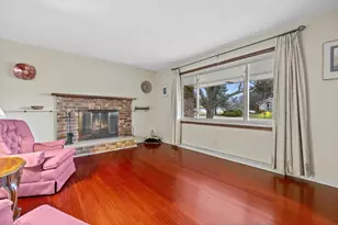 4630 Oakdale Dr, Racine, WI 53405 - Photo 6