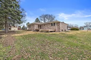 4630 Oakdale Dr, Racine, WI 53405 - Photo 4