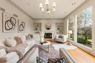 2618 W Lake Park Ct, Mequon, WI 53092 - Photo 4