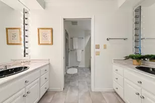 2618 W Lake Park Ct, Mequon, WI 53092 - Photo 40