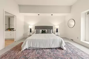 2618 W Lake Park Ct, Mequon, WI 53092 - Photo 36