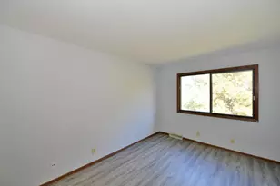 5740 Cambridge Ln, Racine, WI 53406 - Photo 12