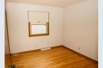 4200 S McCarty Ave, Saint Francis, WI 53235 - Photo 26