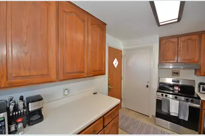 2324  Gilson St, Racine, WI 53403 - Photo 12