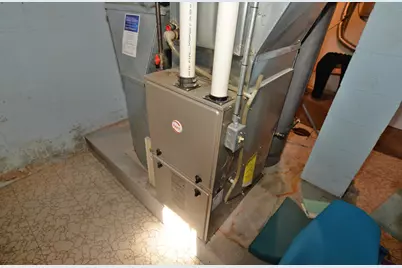 2324  Gilson St, Racine, WI 53403 - Photo 22