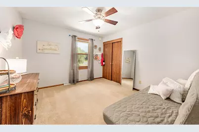 N108W16351  Scarlet Dr, Germantown, WI 53022 - Photo 28