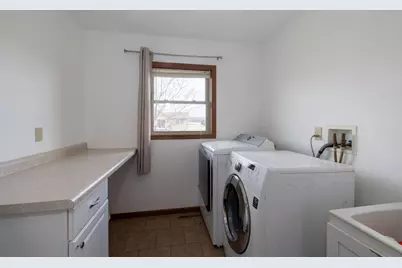 W7945  Vermeer St, Holland, WI 54636 - Photo 16