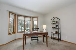 N114W15890 Hilbert Ln, Germantown, WI 53022 - Photo 16