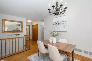 N114W15890 Hilbert Ln, Germantown, WI 53022 - Photo 4