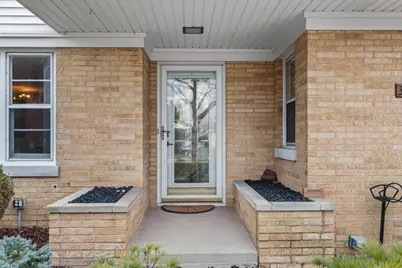 3337  Kensington Ct, Racine, WI 53405 - Photo 2