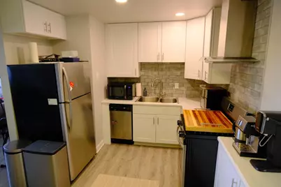 225  Country Club Dr #3A, Lake Geneva, WI 53147 - Photo 6