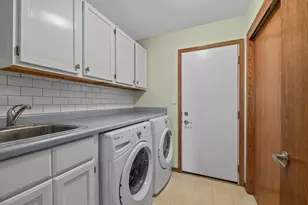 2512 Rebecca Dr, Racine, WI 53402 - Photo 28