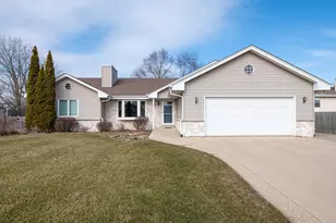 2512 Rebecca Dr, Racine, WI 53402 - Photo 50