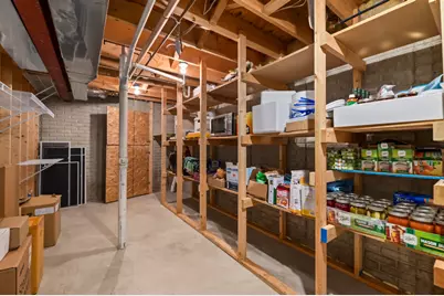 2512  Rebecca Dr, Racine, WI 53402 - Photo 40